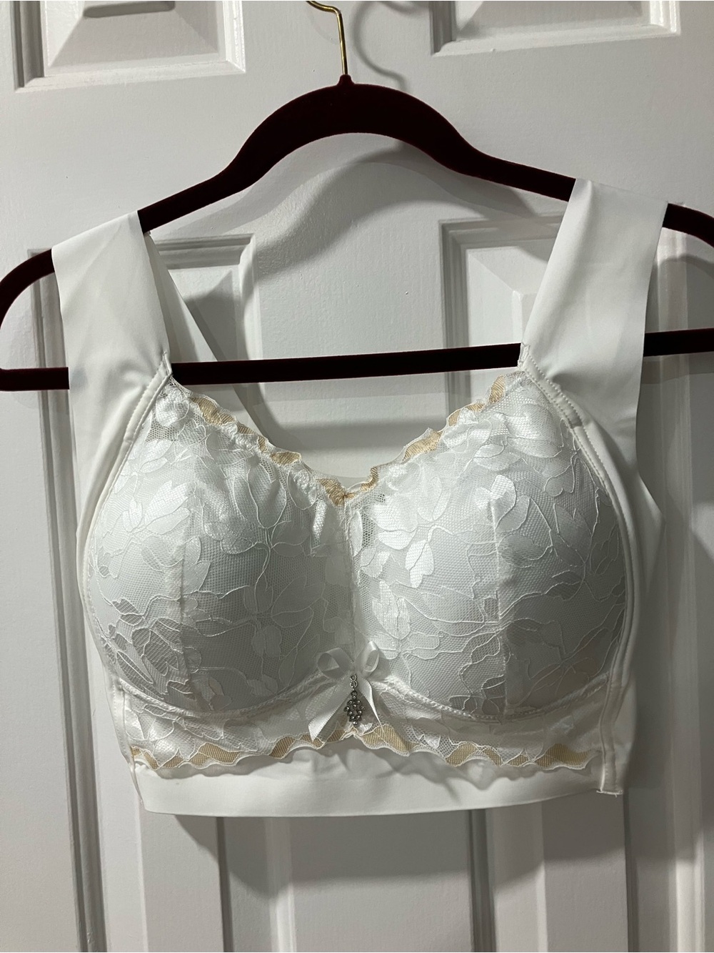 Lace-Overlay Full Coverage Bra in White with Wide Straps